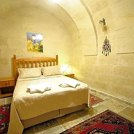 Elvan Hotel 3*